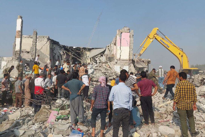 سکوت در برابر جنايات جنگي عادي شده است