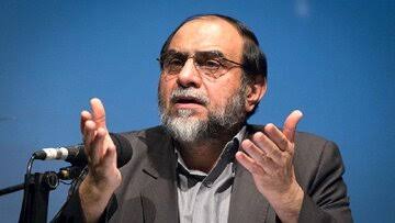 تف بر روزگاري که رهبر ما را بزنند و باز هم از صلح با آمريکا حرف بزنيم