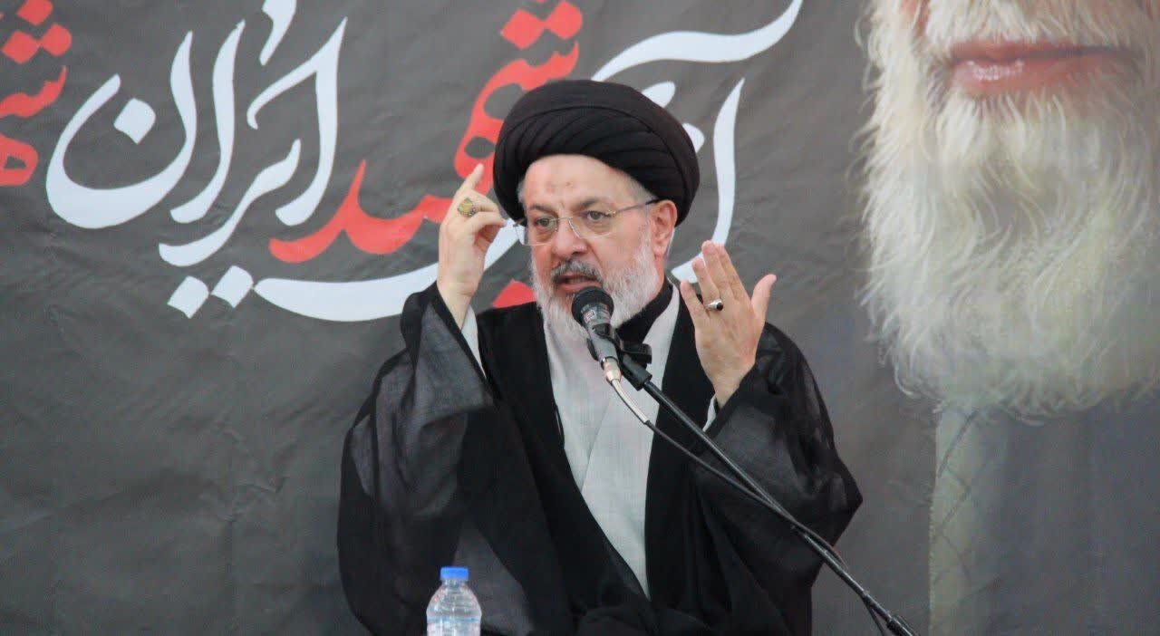 قائد شهيد امت، فقيهي به وسعت تاريخ بود