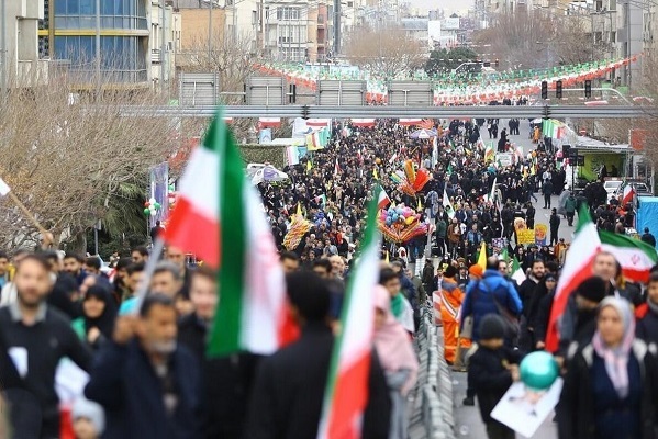 افزايش 53 درصدي حضور مردم در راهپيمايي 22 بهمن نسبت به سال گذشته