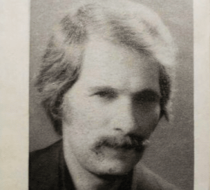 شاعري که براي امام، «ممنوع‌القلم» شد