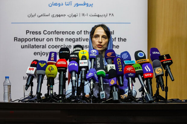 دامنه تحريم‌ ايران بسيار گسترده و سنگين است