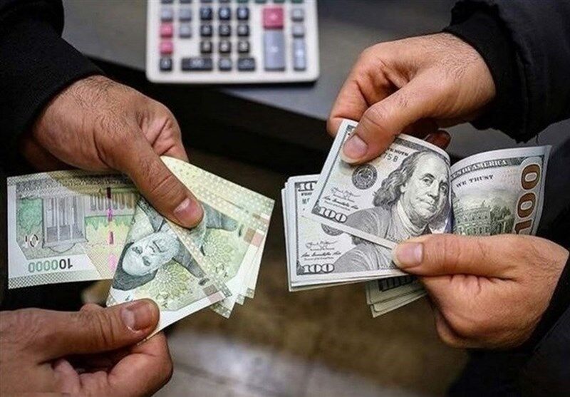 دلار و وام‌هاي کلان در دست عده‌اي محدود