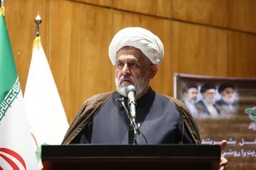 اگر ايران قوي‌ مي‌خواهيم، بايد به دنبال حکمراني قدرتمند باشيم