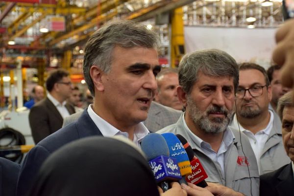 بانک مرکزي کارت رفاه به کشاورزان اعطا مي‌کند