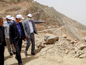 قاچاق طلاهاي آذربايجان با قاطر و موتورسيکلت در روز روشن!