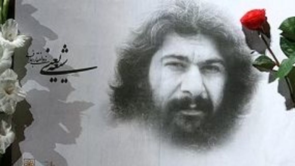 جان شوريده و شعر پرشور شاعر معترض انقلاب